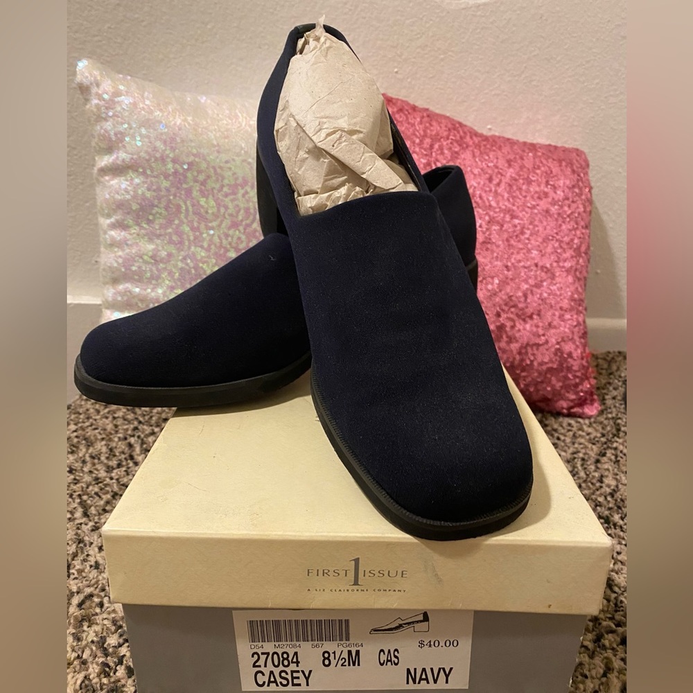 First Issue navy slide on business and casual shoe NIB